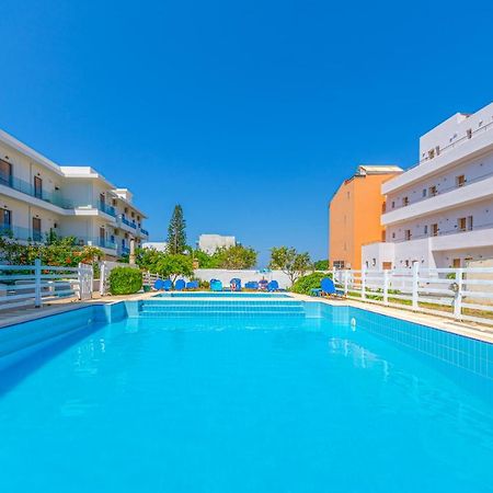 Athina Inn Херсонісос Екстер'єр фото